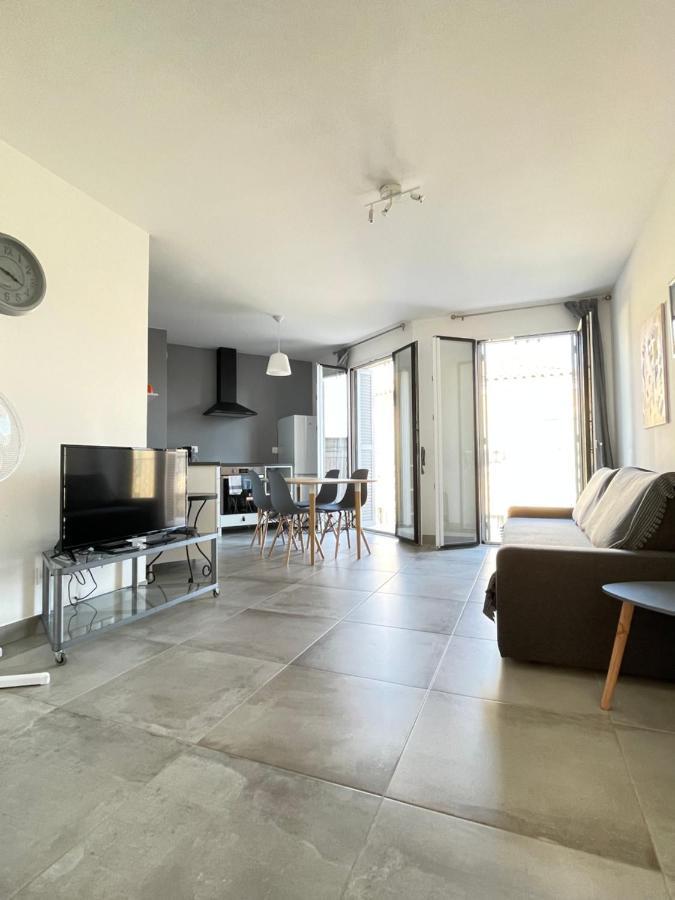 Old Center Charming Brand New Apartment *
